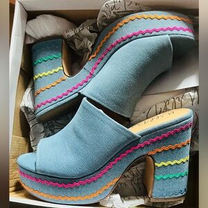 Wild Pair Blue Platform Heels with Multicolor Accents